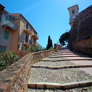  Apartment Cadre De Reve Vous Faites Le Menage- Very Good Prices But Have To Clea-n Th-e Flat France